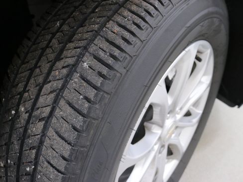 Used 2023 GMC Terrain SLT w/ Elevation Edition image 47