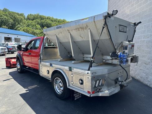 Used 2019 Ford F550 4x4 SuperCab Super Duty w/ XL Value Package image 5