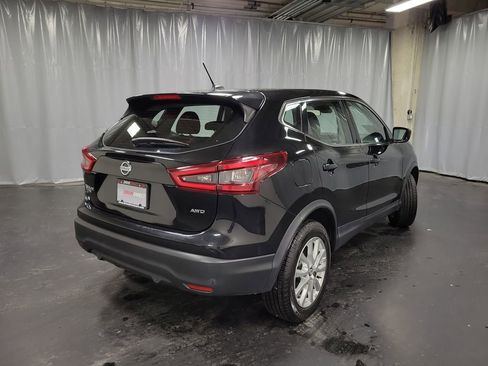Used 2021 Nissan Rogue Sport S image 8
