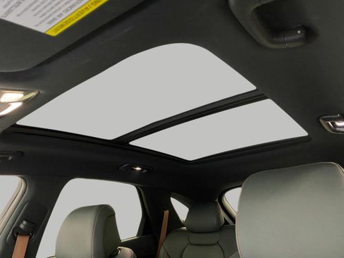 Used 2023 Genesis GV70 2.5T w/ Advanced Package image 35