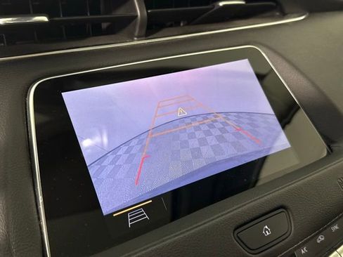 Used 2019 Cadillac XT4 Luxury w/ Cold Weather Package image 16