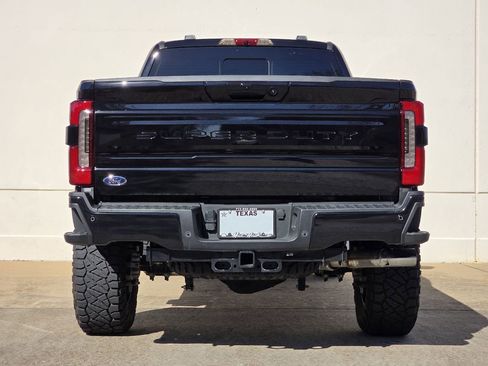 Used 2025 Ford F250 Platinum w/ Tremor Off-Road Package AWD/4WD image 4