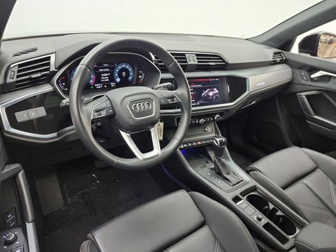 Used 2022 Audi Q3 2.0T Premium Plus w/ Premium Plus Package AWD/4WD image 21