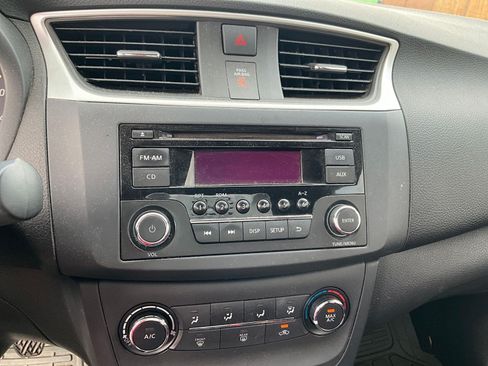 Used 2016 Nissan Sentra S FWD image 13