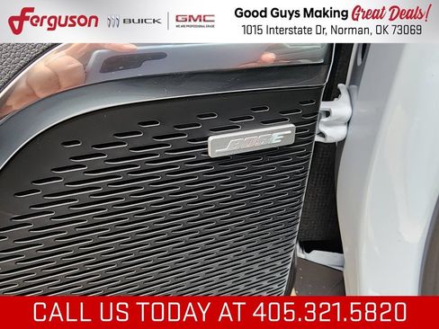 New 2026 GMC Acadia Elevation w/ Black Edition FWD image 15