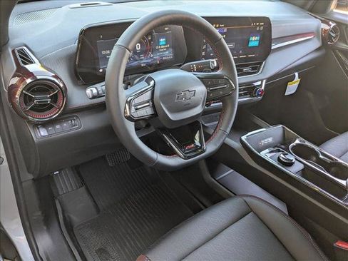 New 2026 Chevrolet Equinox RS w/ Safety and Technology Package AWD/4WD image 3