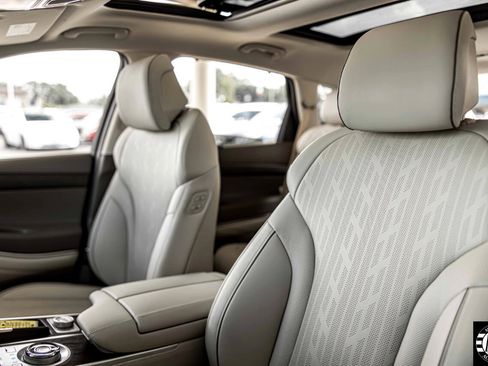 Used 2024 Genesis GV80 2.5T w/ Advanced Package image 19