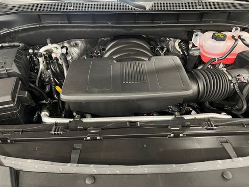 New 2026 Chevrolet Suburban RST w/ Comfort Package AWD/4WD image 8
