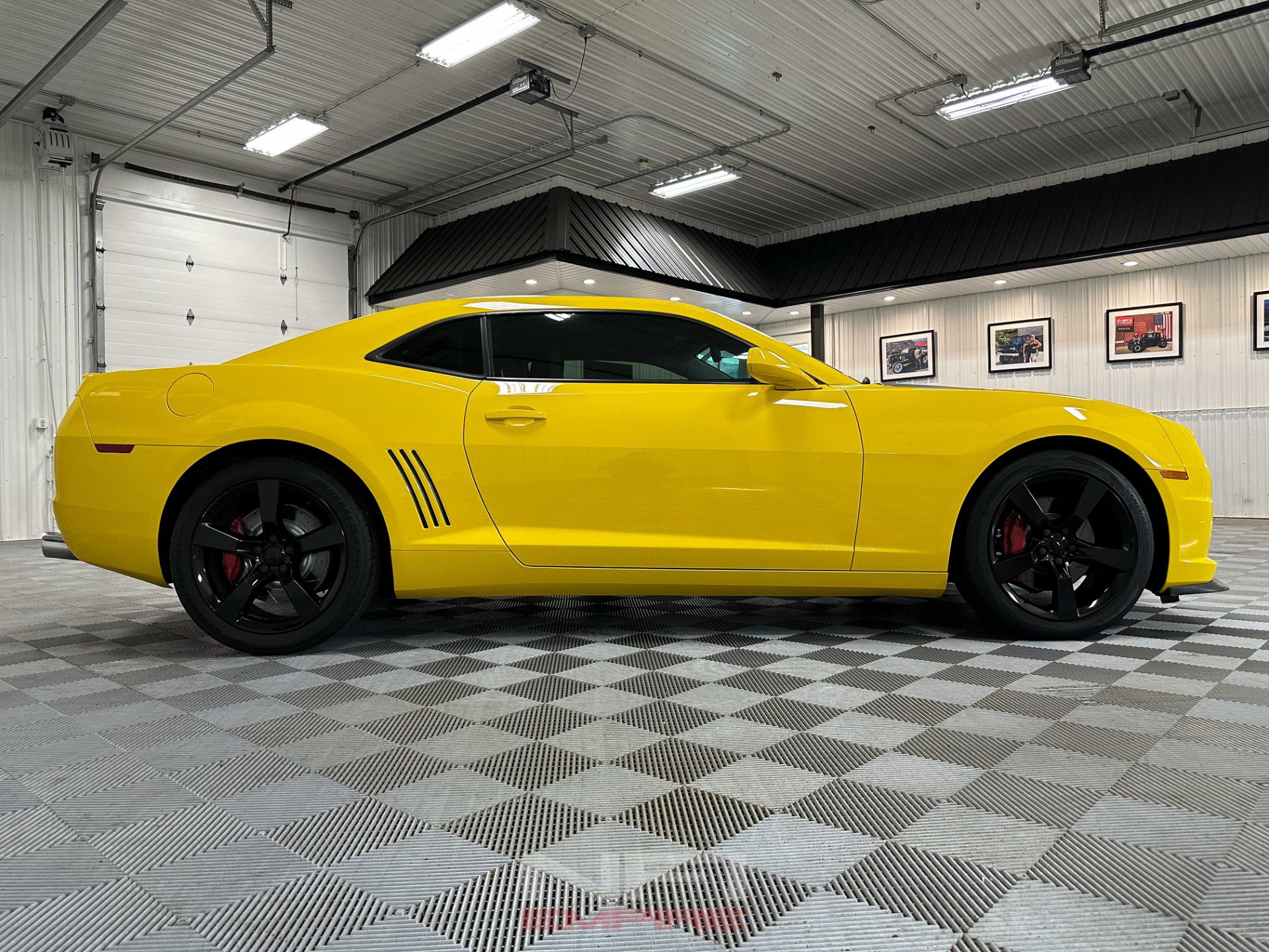 Used 2011 Chevrolet Camaro SS w/ RS Package RWD image 17