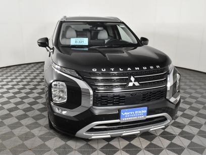 Used 2025 Mitsubishi Outlander SEL