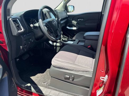 Certified 2024 Nissan Frontier SV w/ SV Convenience Package AWD/4WD image 16