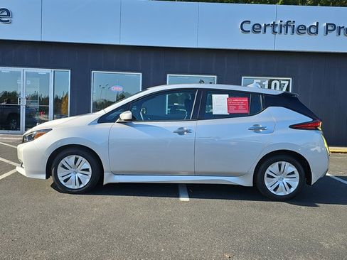 Certified 2023 Nissan Leaf S image 2