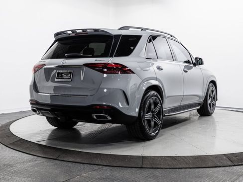 Used 2025 Mercedes-Benz GLE 450 4MATIC w/ AMG Line Exterior image 35