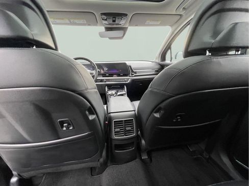 Used 2023 Kia Sportage EX w/ EX Premium Package image 17