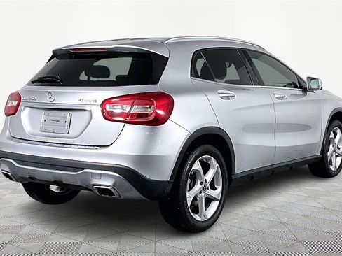 Used 2018 Mercedes-Benz GLA 250 4MATIC image 6