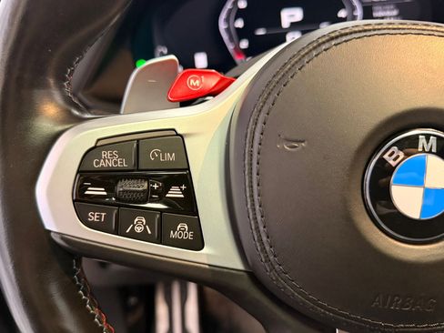 Used 2022 BMW X5 M Competition image 15