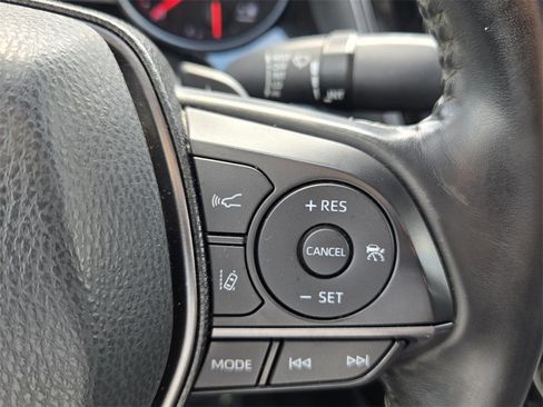 Used 2021 Toyota Camry XSE image 28