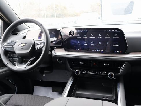 New 2026 Chevrolet Tahoe LS w/ LPO, Dark Essentials Package AWD/4WD image 32