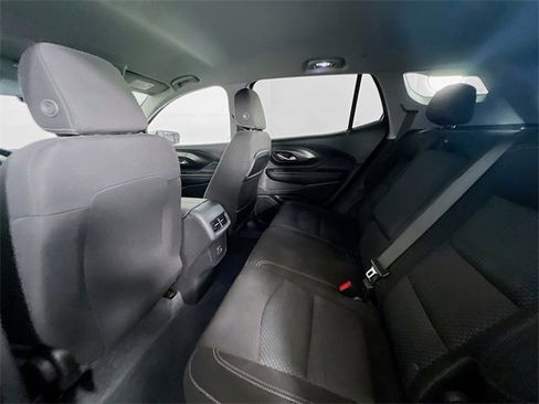 Used 2022 GMC Terrain SLE w/ LPO, Floor Liner Package image 23