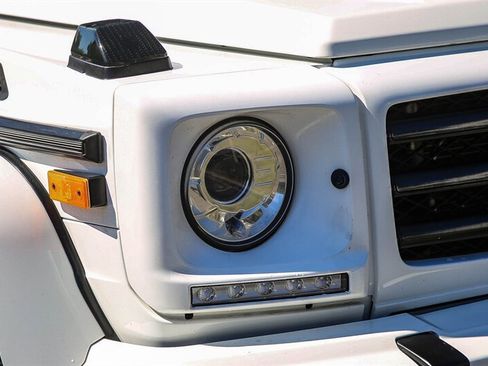 Used 2018 Mercedes-Benz G 550 Squared image 10