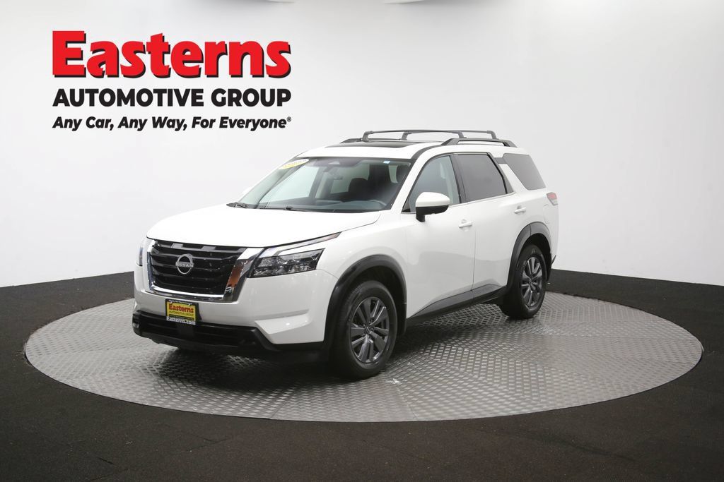 Used 2024 Nissan Pathfinder SV w/ SV Premium Package AWD/4WD image 60