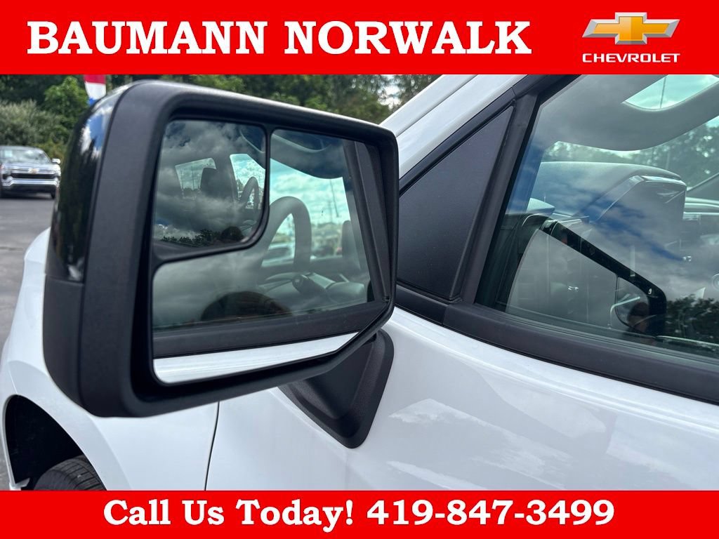 Used 2026 Chevrolet Silverado 1500 RST w/ LPO, Dark Essentials Package AWD/4WD image 16