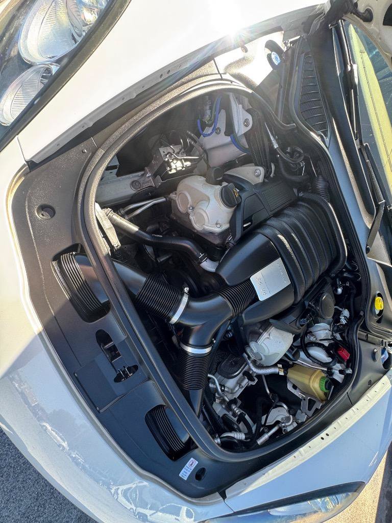 Used 2014 Porsche Panamera 4 AWD/4WD image 34