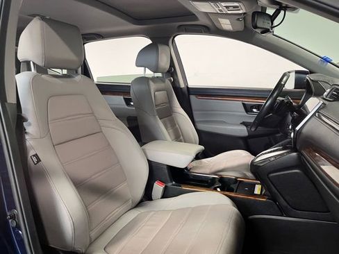 Used 2022 Honda CR-V Touring image 9