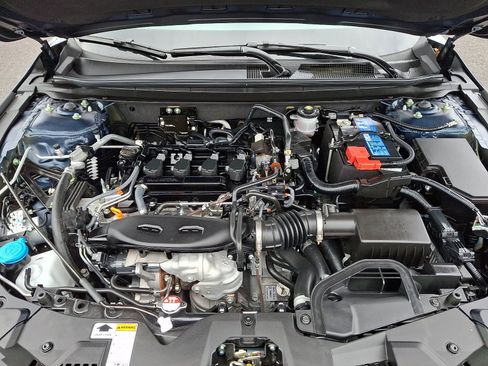 Used 2025 Honda Accord SE image 28