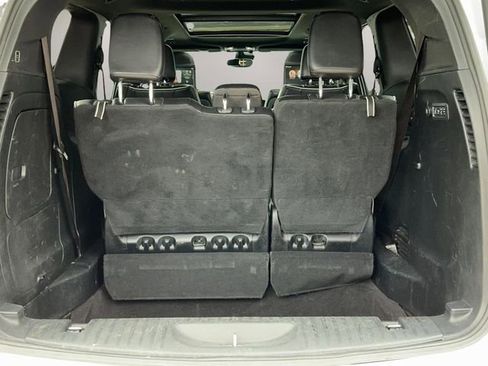 Used 2018 Chrysler Pacifica Limited w/ Advanced Safetytec Group image 23