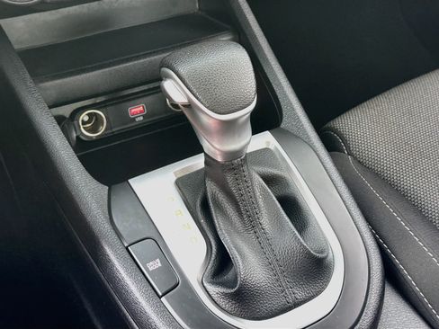Used 2023 Kia Forte LXS w/ LXS Technology Package FWD image 18