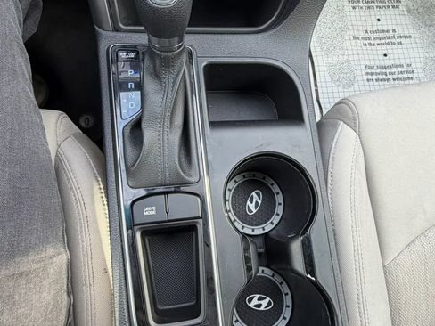 Used 2016 Hyundai Sonata SE FWD image 26