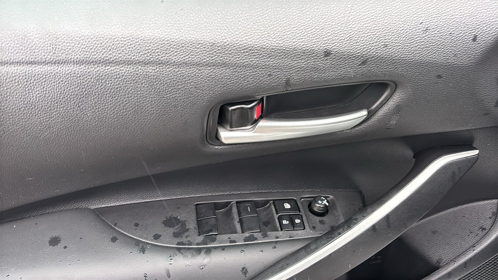 Used 2025 Toyota Corolla SE FWD image 13