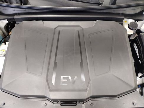 New 2026 Hyundai Ioniq 5 SEL image 6