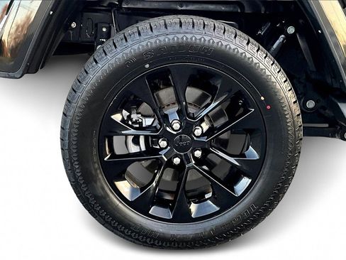 Certified 2023 Jeep Gladiator Overland image 35