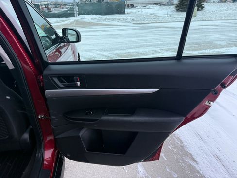 Used 2014 Subaru Outback 2.5i w/ Alloy Wheel Package image 19