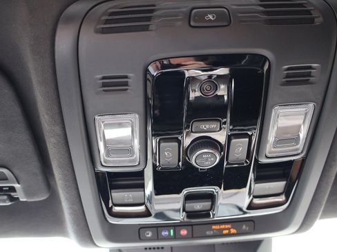 Used 2025 Cadillac Escalade ESV Sport Platinum AWD/4WD image 43