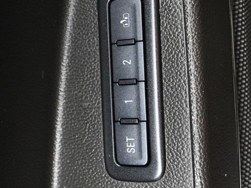 Used 2017 Chevrolet Tahoe Premier RWD image 23