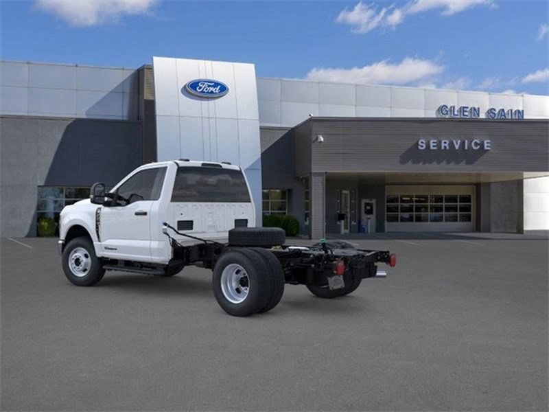 New 2025 Ford F350 XL w/ XL Chrome Package AWD/4WD image 4