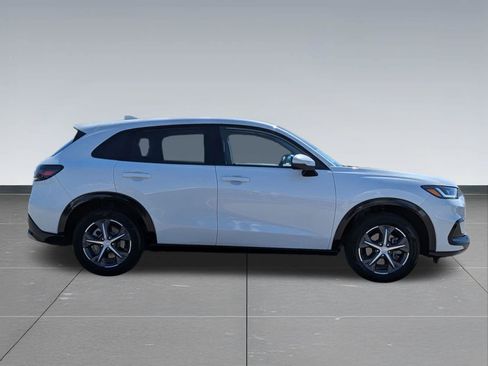 Certified 2024 Honda HR-V EX-L image 6