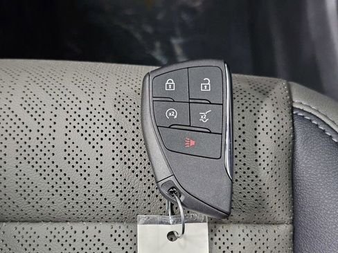 New 2026 Chevrolet Equinox LT w/ Convenience Package II AWD/4WD image 32