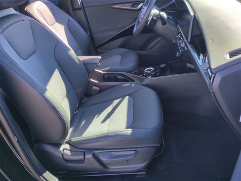 Certified 2024 Kia Niro Wind w/ Wind Preserve Package image 26
