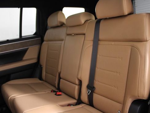 Certified 2025 Hyundai Santa Fe Limited FWD image 20