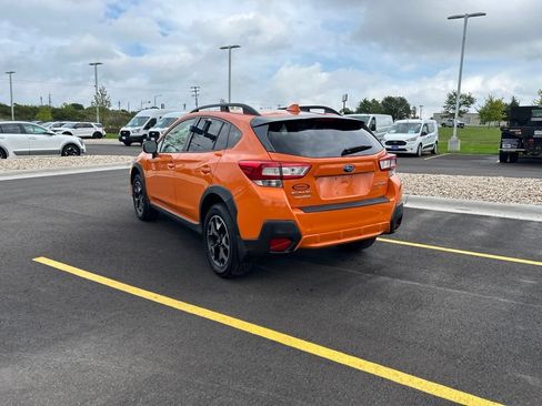Used 2019 Subaru Crosstrek 2.0i Premium w/ Moonroof Package AWD/4WD image 9