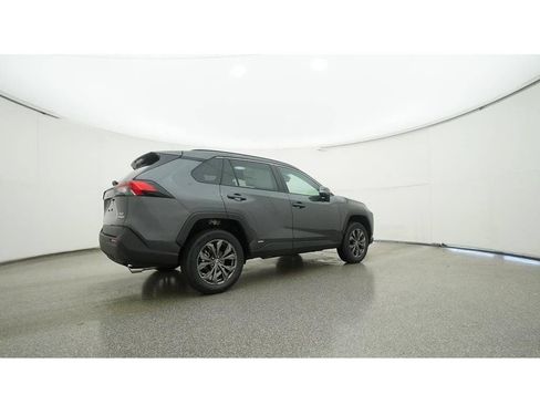 Used 2023 Toyota RAV4 XLE Premium AWD/4WD image 31