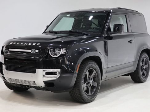 Used 2023 Land Rover Defender 90 S AWD/4WD image 14