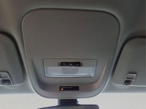 Used 2022 Chevrolet Colorado W/T image 18