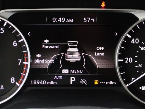 Certified 2024 Nissan Pathfinder S image 28