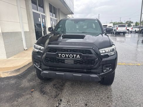 Used 2020 Toyota Tacoma TRD Pro AWD/4WD image 9