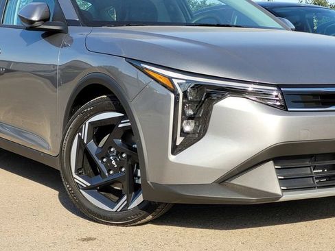 New 2026 Kia K4 EX FWD image 3
